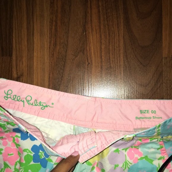 Lilly Pulitzer scallop shorts size 00 - Picture 5 of 5